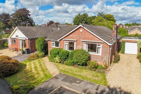 River Close, Wimborne, BH21 3 bed detached bungalow for sale