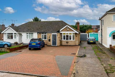 Adeyfield Gardens, Adeyfield 2 bed bungalow for sale