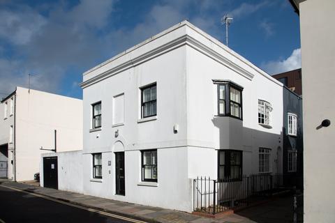 Cheltenham Place, North Laine, Brighton 4 bed semi