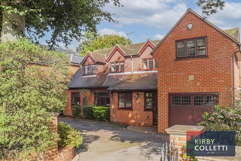 St. Catharines Road, Broxbourne 6 bed detached house for sale