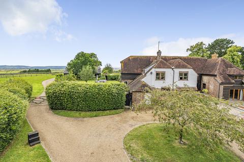 6 bedroom equestrian property for sale