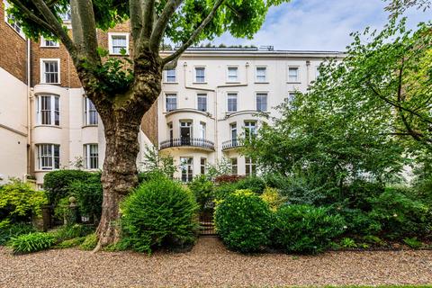 Randolph Avenue, Little Venice 4 bed apartment for sale