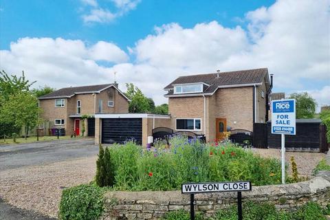 Cranwell Village NG34 4 bed detached house for sale