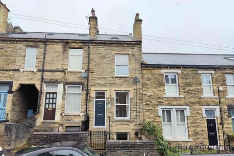 High Street, Brighouse HD6 4 bed terraced house for sale