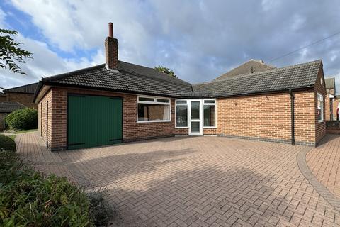 Highfield Avenue, Melton Mowbray 3 bed detached bungalow for sale