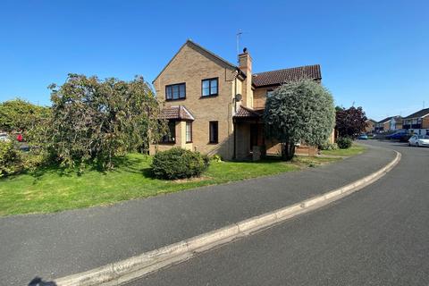 Nobles Close, Peterborough PE7 4 bed detached house for sale