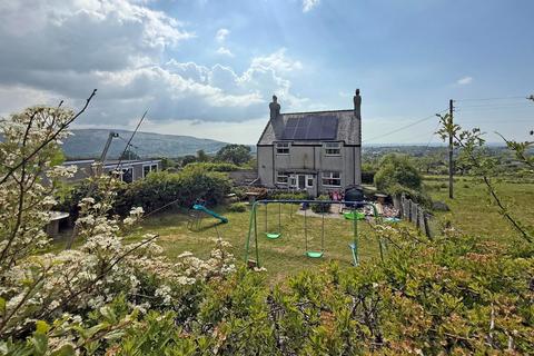 Deiniolen, Caernarfon, Gwynedd, LL55 4 bed detached house for sale