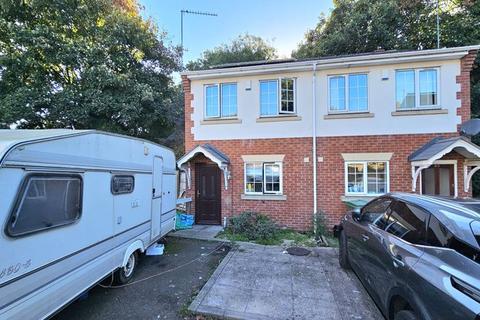 2 bedroom semi-detached house for sale