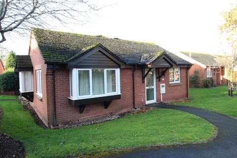 Ashdene Gardens, Warwickshire CV8 2 bed bungalow for sale