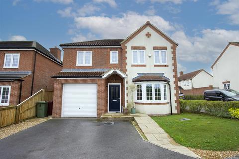 Staley Drive, Glapwell, Chesterfield 4 bed detached house for sale