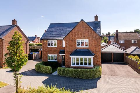 Becketts Lane, Steeple Claydon... 5 bed detached house for sale