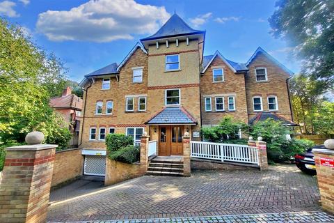 Bournemouth 2 bed flat for sale