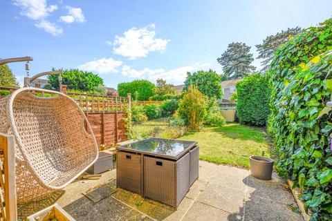 Hillcrest, Weybridge, KT13 4 bed terraced house for sale