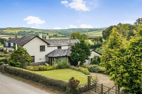Lawhitton, Launceston 4 bed detached house for sale