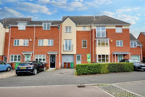 Stanhope Avenue, Nottingham 3 bed terraced house for sale