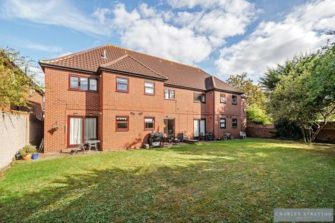 Heathlands, Witham Road, Gidea Park 2 bed apartment for sale