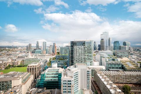 Barbican, London EC2Y 3 bed flat for sale