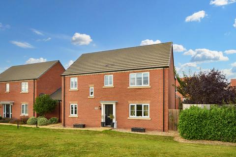 Plumpton Chase, Bourne, PE10 4 bed detached house for sale