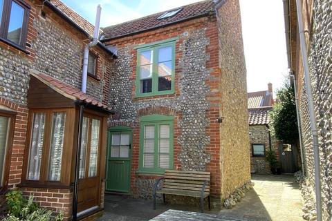 Angel Yard, Sheringham NR26 3 bed cottage for sale