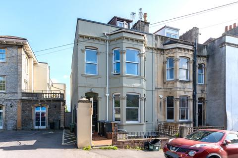 Bristol BS6 1 bed flat for sale