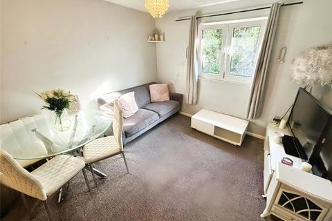 Westbury Road, Kent CT17 2 bed flat for sale