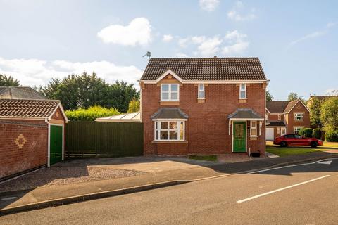 Heron Walk, Lincoln LN6 3 bed detached house for sale