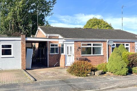 2 bedroom semi-detached bungalow for sale