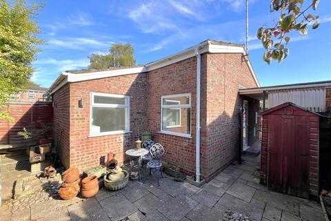 2 bedroom semi-detached bungalow for sale