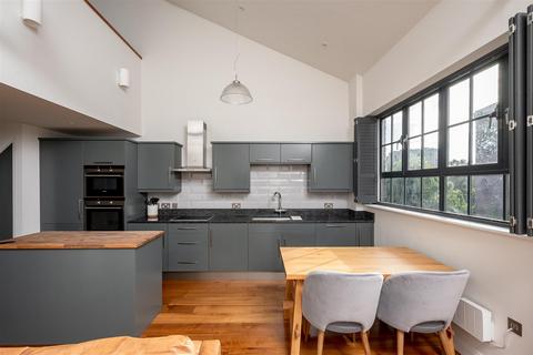 Piccadilly Lofts, York YO1 9NX 2 bed apartment for sale