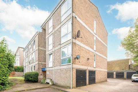 Duncan Court, North Finchley, London... 2 bed flat for sale