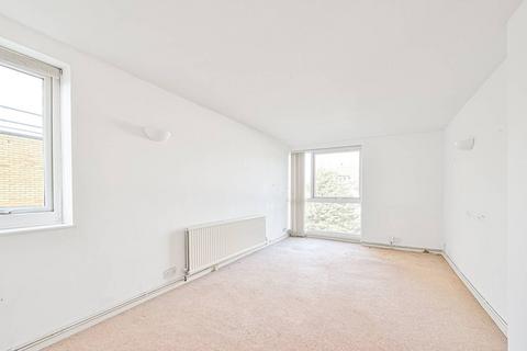 Duncan Court, North Finchley, London... 2 bed flat for sale