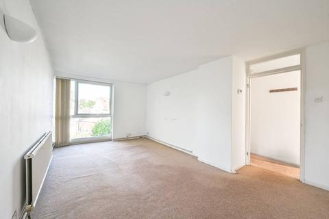 Duncan Court, North Finchley, London... 2 bed flat for sale