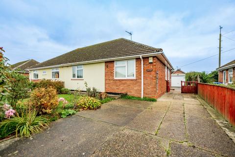 2 bedroom semi-detached bungalow for sale