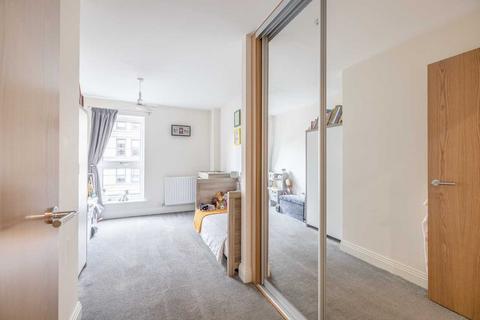 Windsor Road, Slough SL1 2 bed apartment for sale