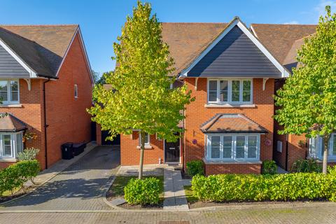 Kelvedon Hatch, Brentwood CM15 4 bed detached house for sale