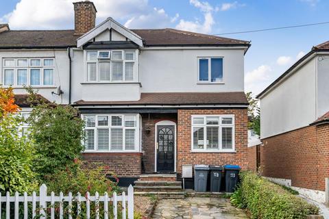 Bradley Road, Crystal Palace 3 bed end of terrace house for sale