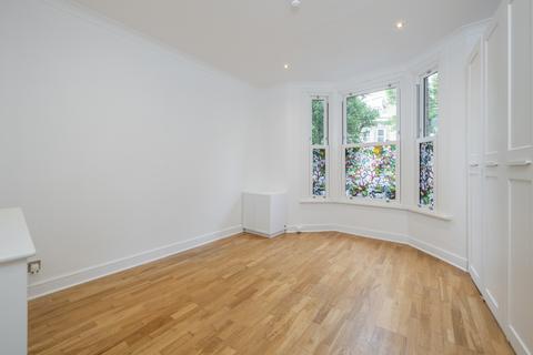 Hormead Road, Maida Vale, London 2 bed flat for sale