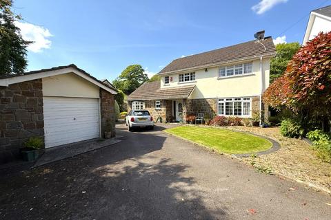 2 Whitehouse Close, Flanders Road... 4 bed detached house for sale
