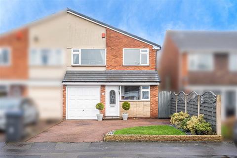 Cater Drive, Walmley, Sutton Coldfield 3 bed semi