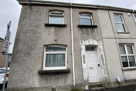 Brynallt Terrace, Llanelli 2 bed flat for sale