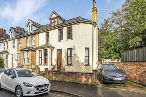 St. Marys Road, East Oxford, OX4 3 bed end of terrace house for sale