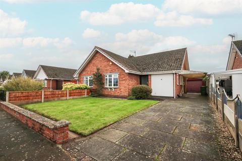 2 bedroom semi-detached bungalow for sale