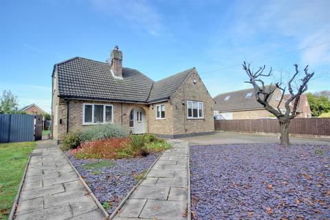 St. Margarets Avenue, Cottingham 3 bed detached bungalow for sale