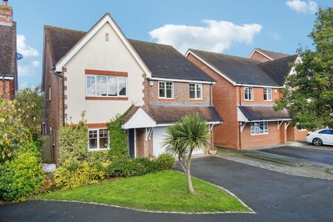 Barley Mead, Cox Green 5 bed detached house for sale