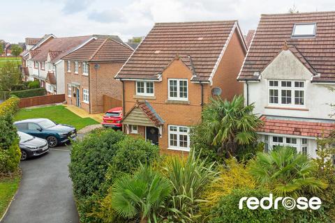 Dorset Drive, Chorley PR7 3 bed detached house for sale