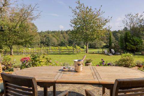 Marley Lane, Battle 5 bed barn for sale