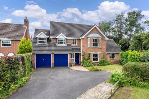 4 Swallowfield Close, Priorslee. TF2 9TG 5 bed detached house for sale