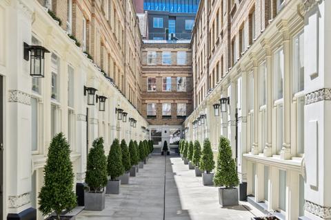 2 bedroom mews property for sale