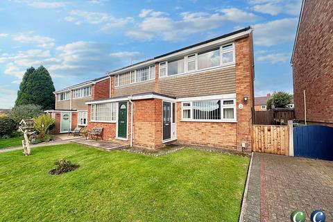 Greenfields Drive, Rugeley, WS15 2RU 3 bed semi