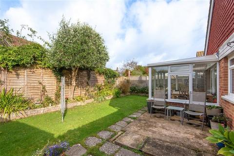 Bognor Regis PO22 3 bed detached bungalow for sale